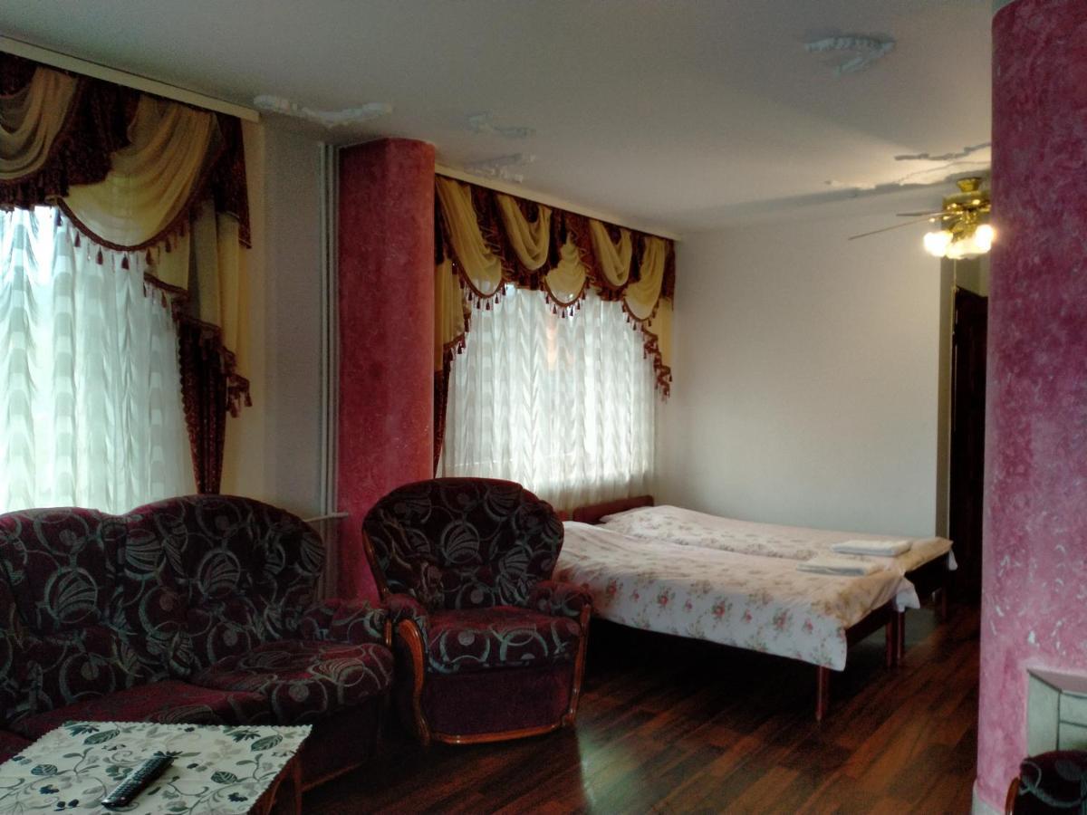 Dom Na Brzyzku Hotell Poronin Exteriör bild